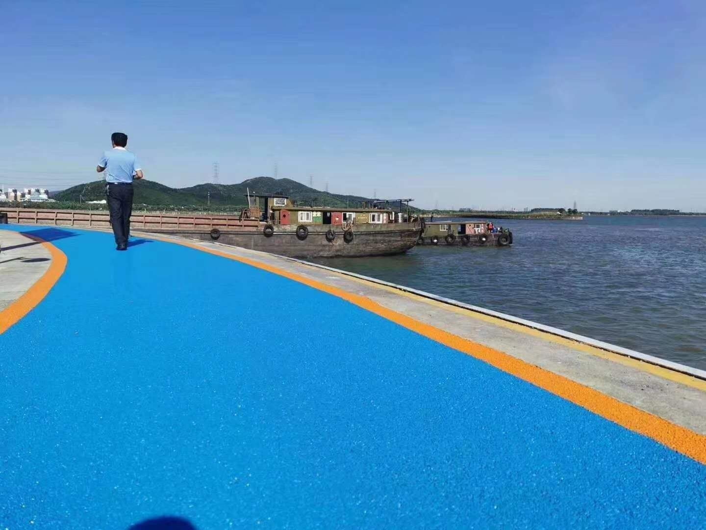 高溫天氣透水混凝土施工，我們不得不注意的事項(xiàng)有哪些呢？